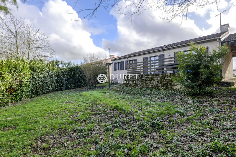 Maison - 99 m² - 6 pièces