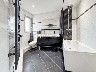 Appartement - 81 m² - 4 pièces