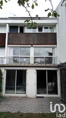 Maison - 97 m² - 4 pièces