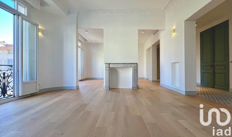 Appartement - 111 m² - 5 pièces