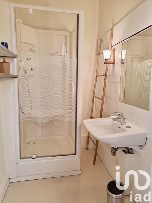 Maison - 280 m² - 9 pièces