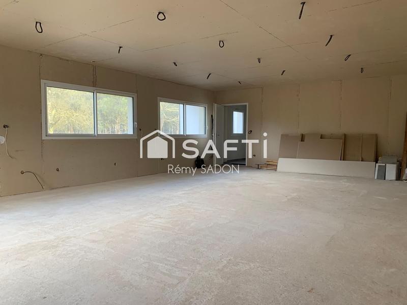 Bureau - 66 m² - 1 pièce