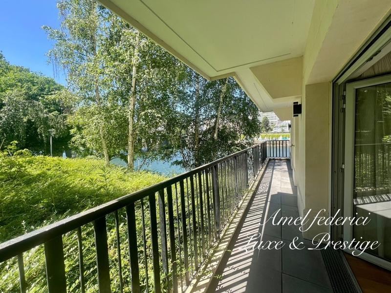 Appartement - 96 m² - 4 pièces