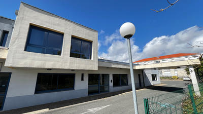 Local commercial - 577 m²