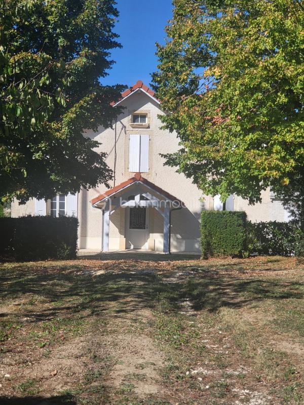 Maison en pierre - 97 m² - 4 pièces