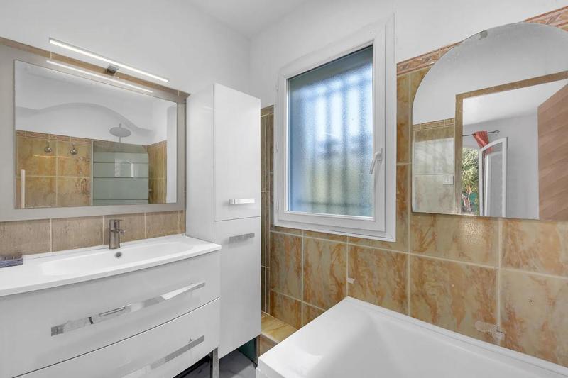 Villa - 115 m² - 4 pièces