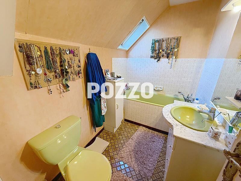 Maison - 113 m² - 6 pièces