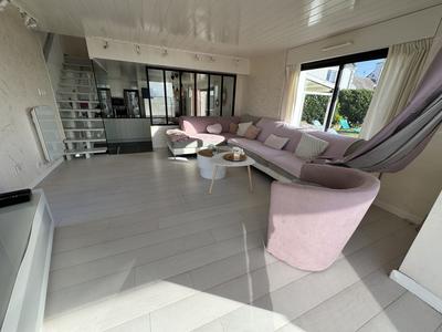 Maison - 125 m² - 6 pièces