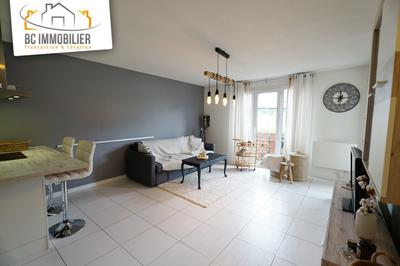 Appartement - 48 m² - 2 pièces