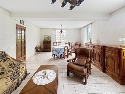 Maison - 123 m² - 5 pièces