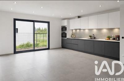 Maison - 117 m² - 4 pièces