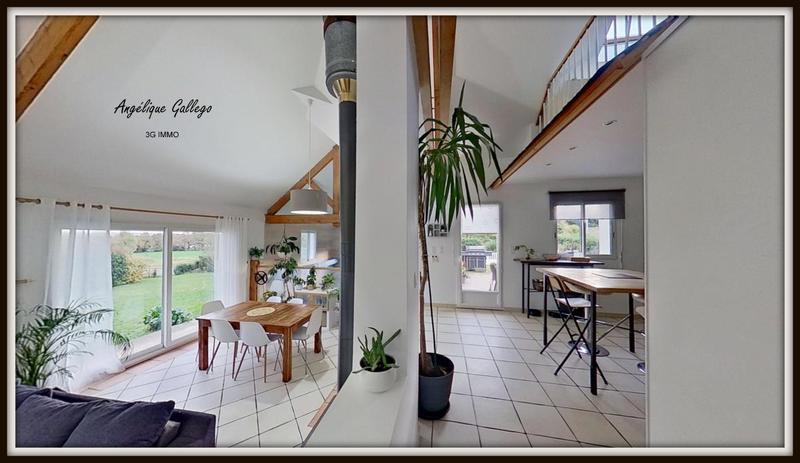 Maison - 166 m² - 5 pièces