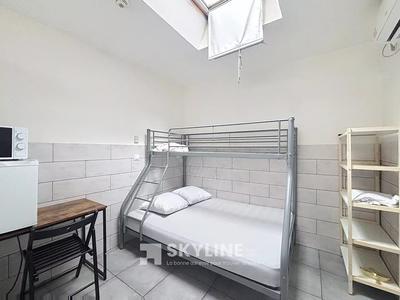 Fonds de commerce - Maison - 400 m²