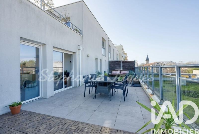 Appartement - 70 m² - 3 pièces