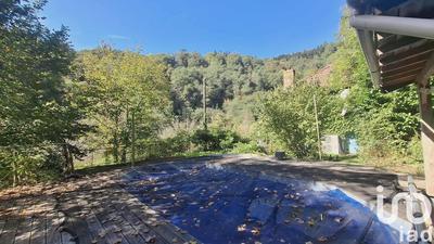 Maison - 442 m² - 10 pièces