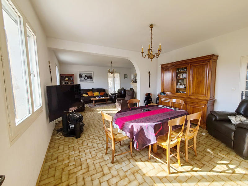 Maison - 194 m² - 6 pièces