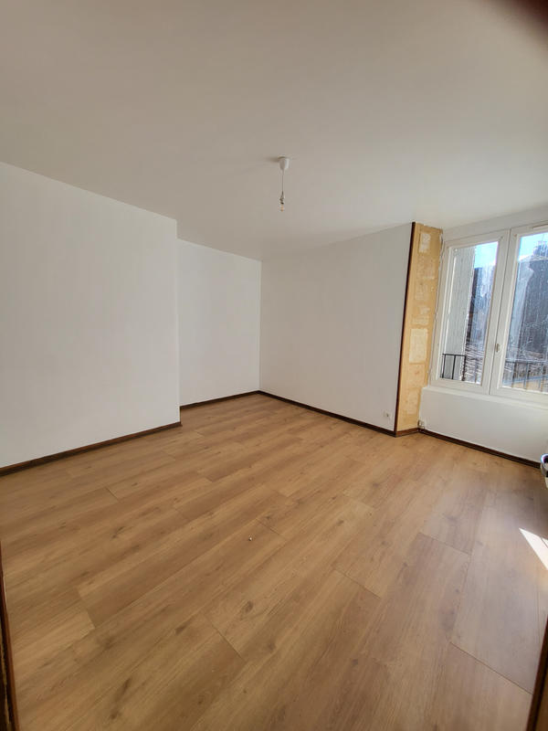 Appartement - 89 m² - 5 pièces
