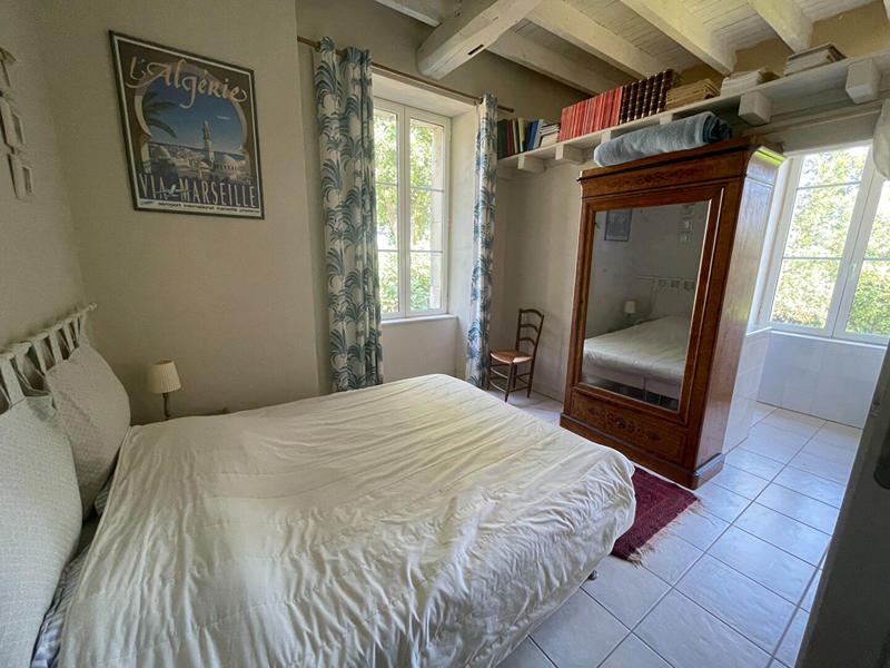 Demeure - 269 m² - 8 pièces