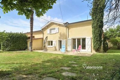 Maison - 212 m² - 6 pièces