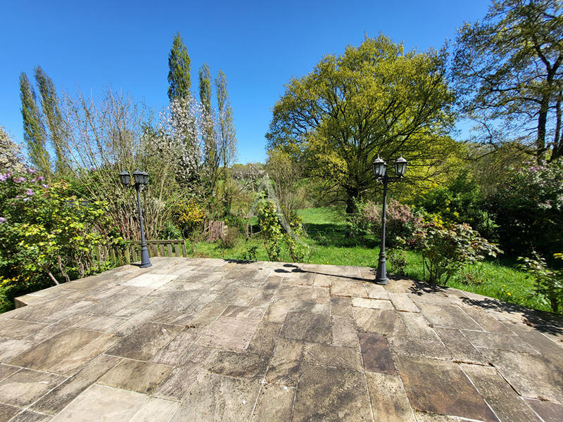 Maison - 172 m² - 7 pièces