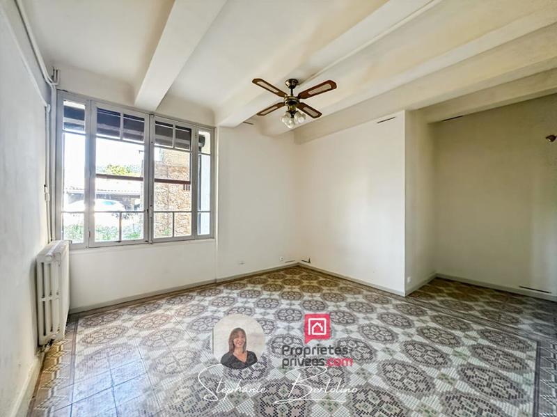 Maison - 180 m² - 7 pièces