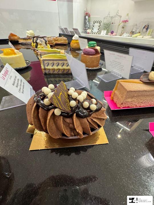 Fonds de commerce - Local commercial - 216 m²