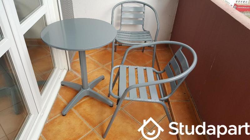 Chambre - 10 m² - 1 pièce