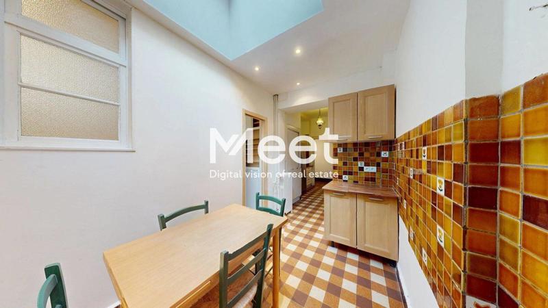 Maison de maîtres - 230 m² - 8 pièces