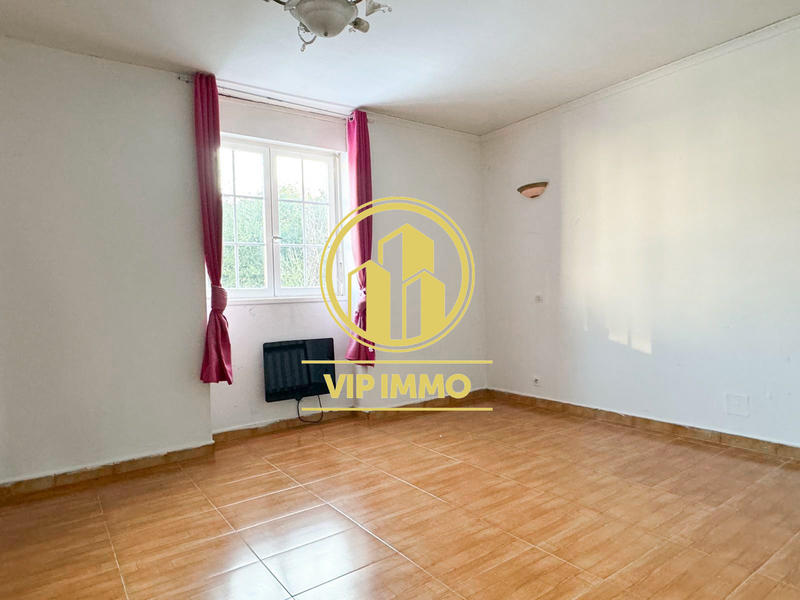 Maison - 203 m² - 5 pièces