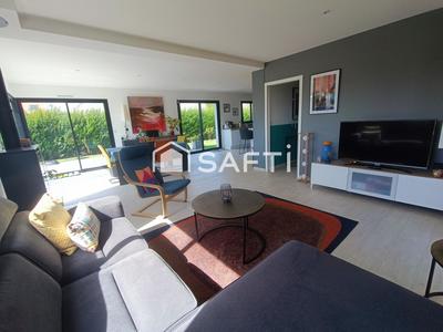 Maison - 135 m² - 5 pièces