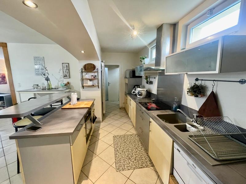 Maison de ville - 171 m² - 9 pièces