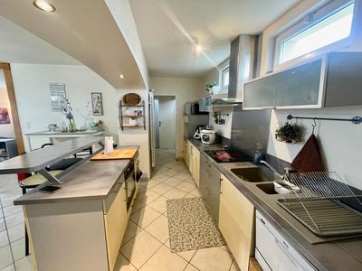 Maison de ville - 171 m² - 9 pièces