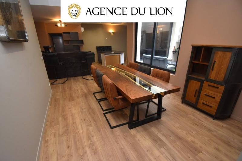 Appartement - 163 m² - 5 pièces