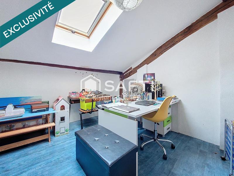Maison - 223 m² - 7 pièces