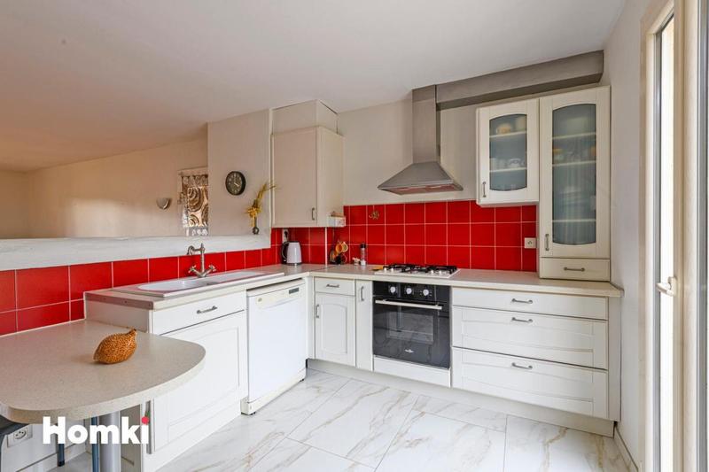 Maison - 102 m² - 4 pièces