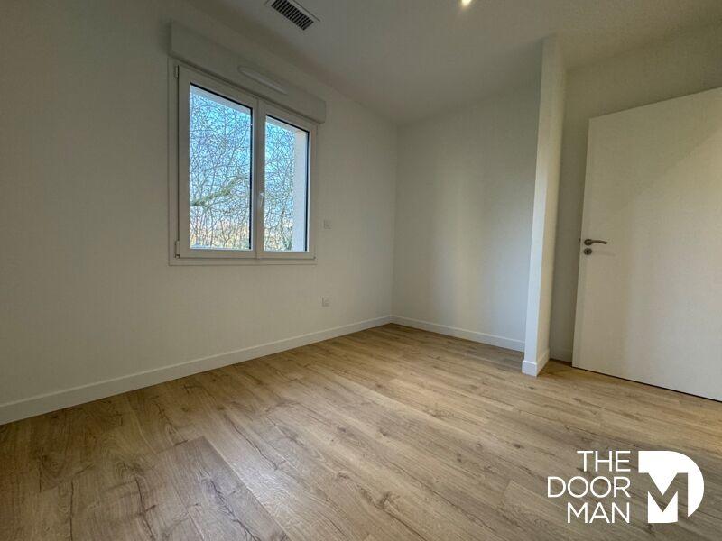 Maison - 98 m² - 5 pièces