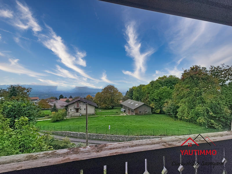 Maison - 200 m² - 6 pièces