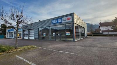 Local commercial - 350 m² - 4 pièces