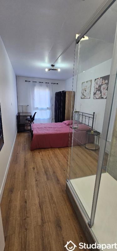 Chambre - 10 m² - 1 pièce