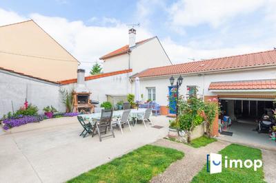 Maison - 133 m² - 6 pièces