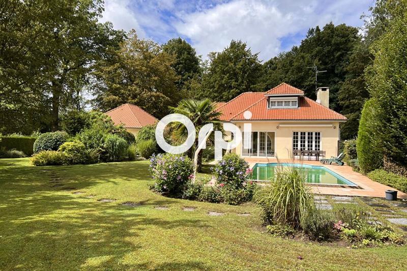 Maison - 166 m² - 5 pièces