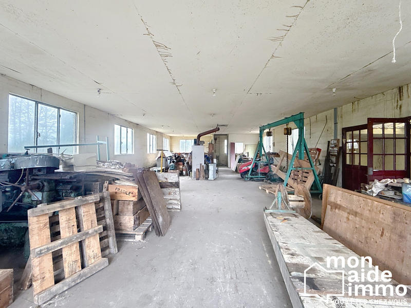 Maison ancienne - 990 m² - 15 pièces