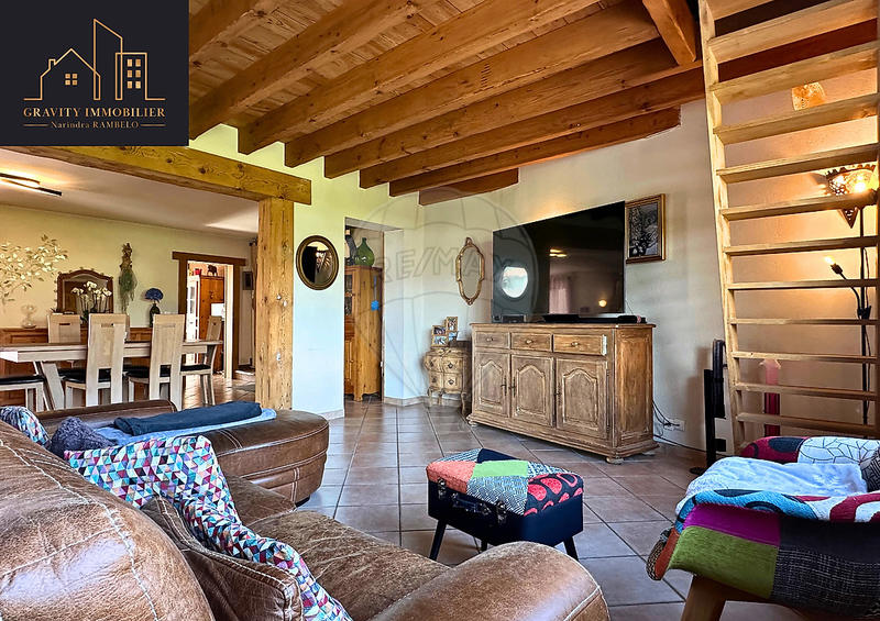 Maison - 132 m² - 5 pièces