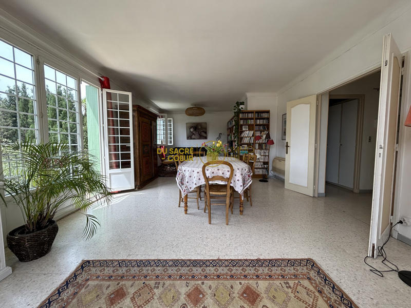 Maison - 213 m² - 6 pièces