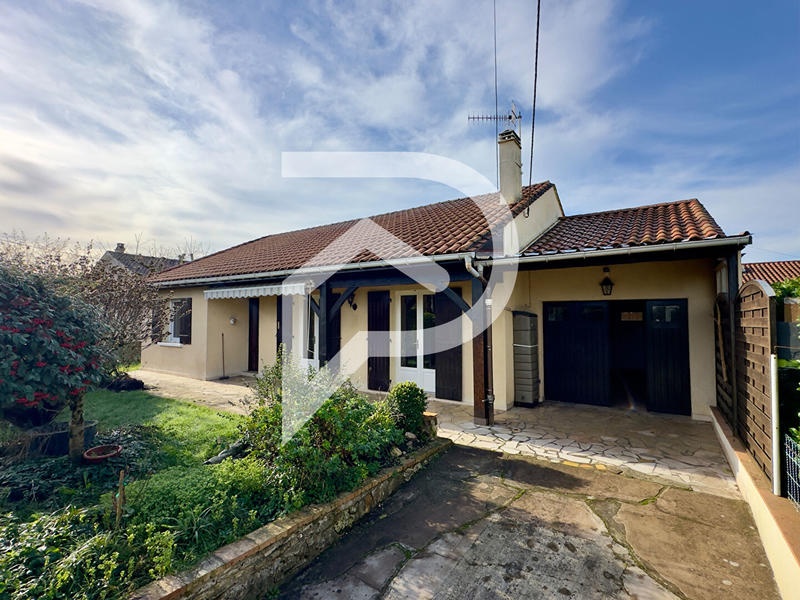 Maison - 97 m² - 5 pièces