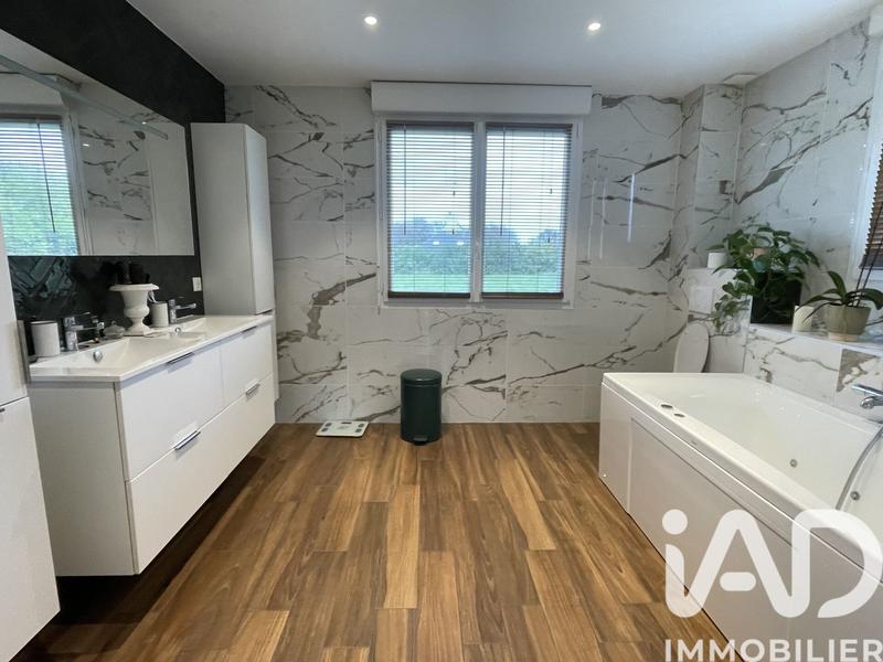 Maison - 165 m² - 7 pièces