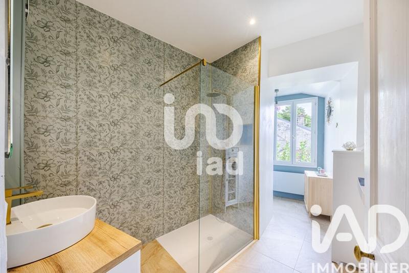 Maison - 133 m² - 5 pièces