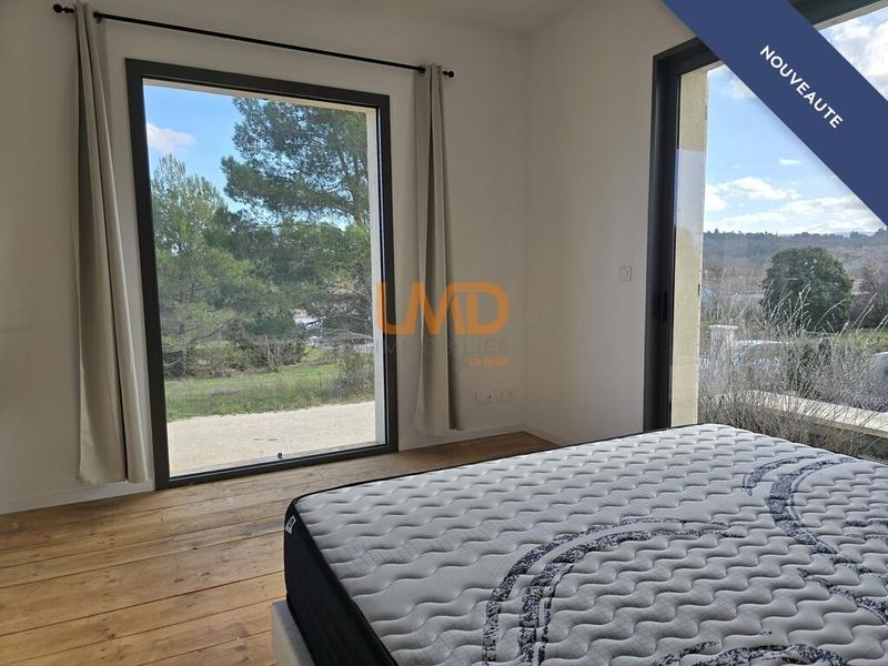 Maison - 181 m² - 7 pièces