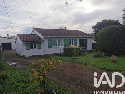 Maison - 96 m² - 5 pièces