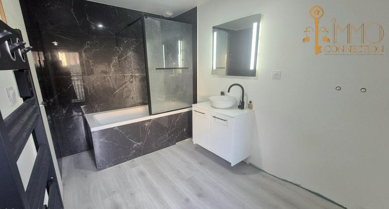 Maison de village - 106 m² - 3 pièces